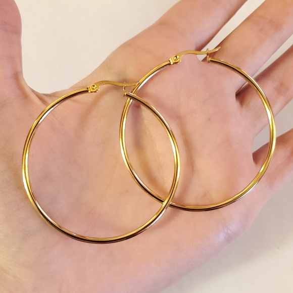 NWOT Large 50mm Yellow Gold Hoop Earrings - Picture 3 of 9